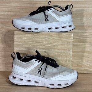 On Running Cloudnova X White Black Training Sneakers Women’s 7.5